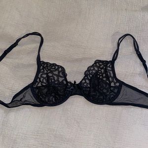 Christies black lace bra 36c NWOT